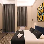Me Too Exclusive - Cognetti 37 * باري