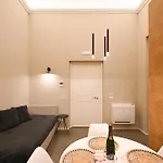شقة Me Too Exclusive - Cognetti 37 *