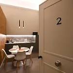 Me Too Exclusive - Cognetti 37